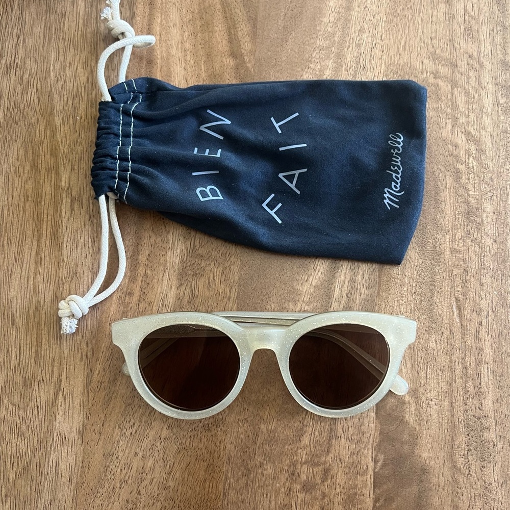 Madewell Halliday Sunglasses - Milky Glitter